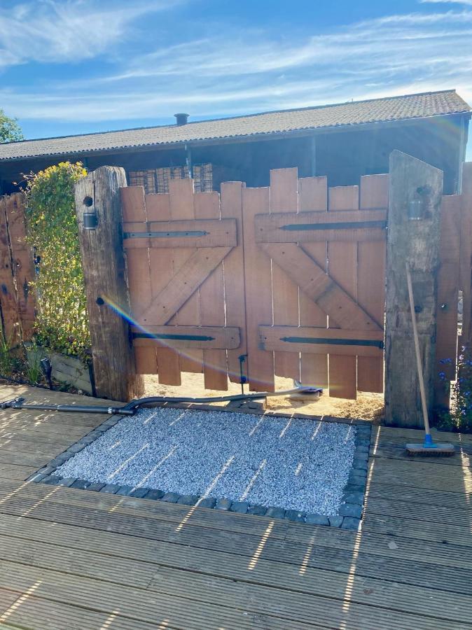 Luxe Finse Kota Met Jacuzzi En Saunabarrel De Zandhoef Eersel Exterior foto