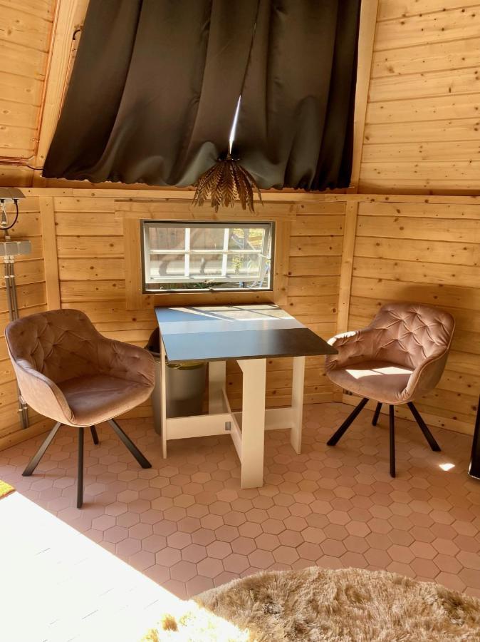 Luxe Finse Kota Met Jacuzzi En Saunabarrel De Zandhoef Eersel Exterior foto